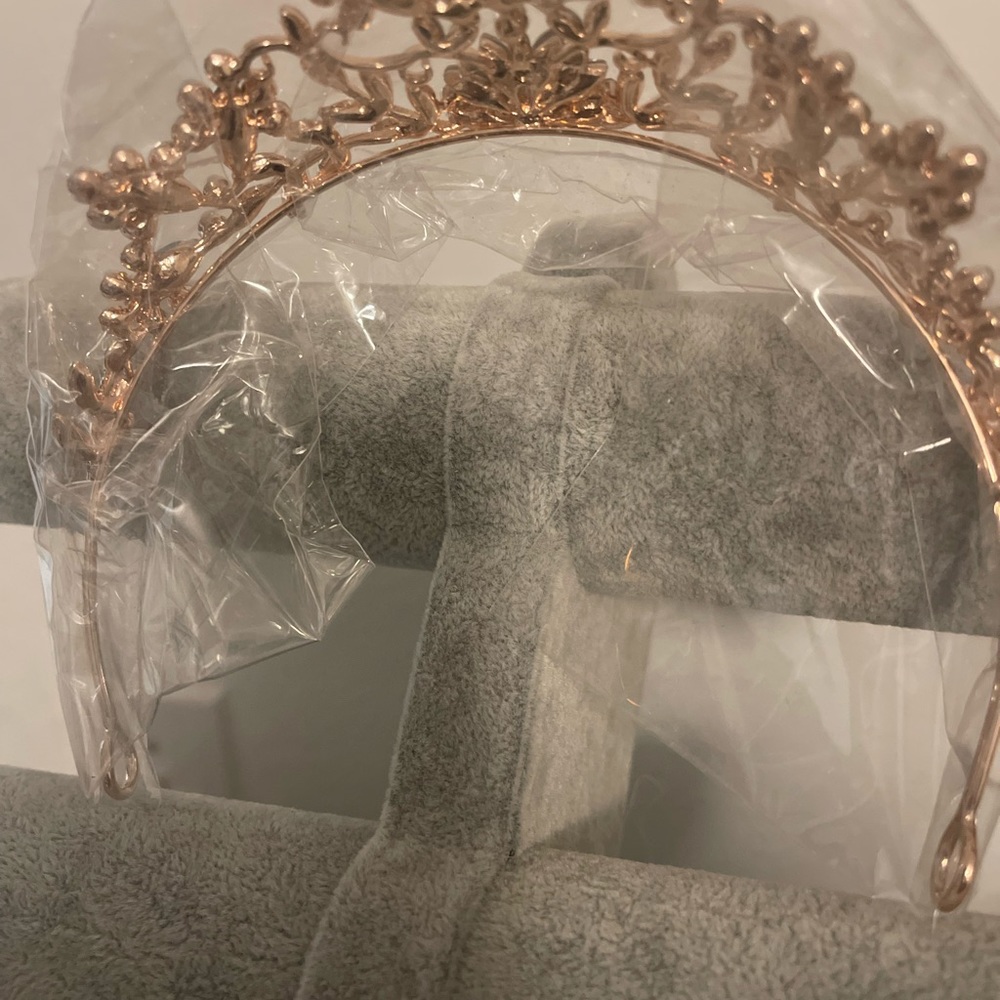 Elegant Rose gold Tiara